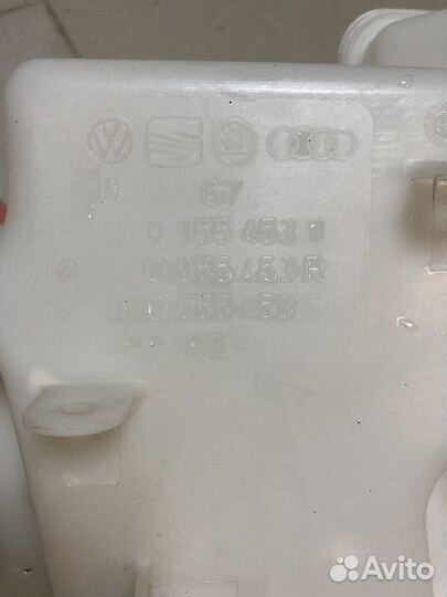 Бачок стеклоомывателя 1K0955453S