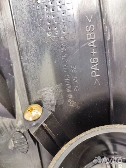 Накладка на торпедо Chevrolet Aveo