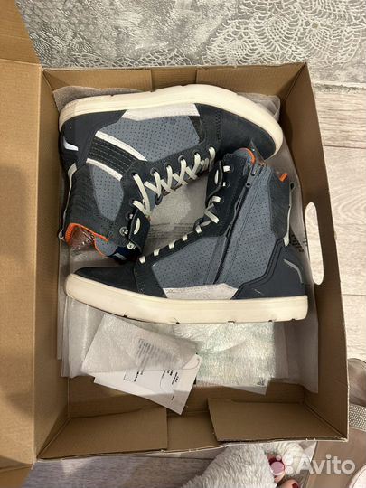 Мотокроссовки женские 38 BMW