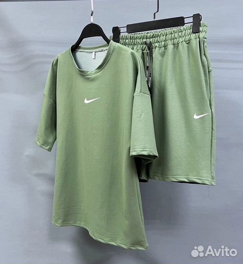 Костюм Nike