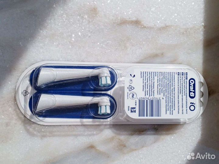 Насадка Oral-B iO Radiant white
