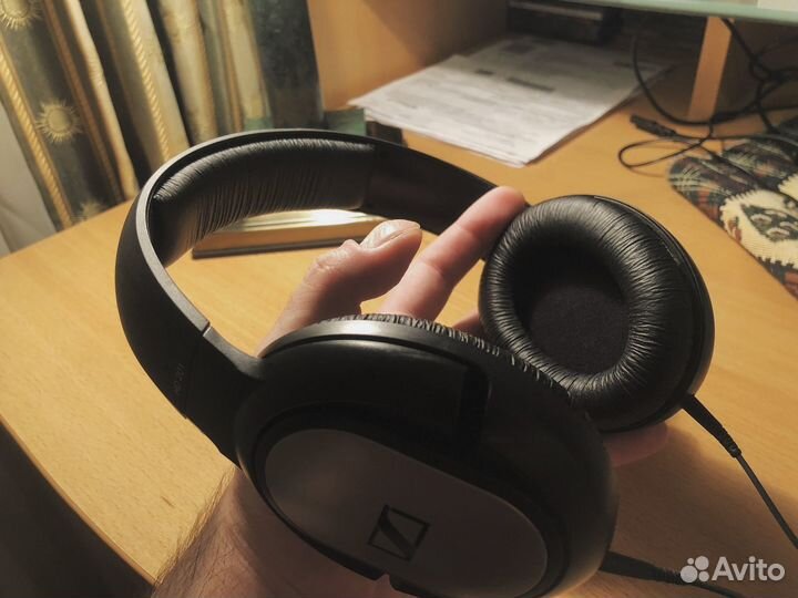 Новые Sennheiser HD 201