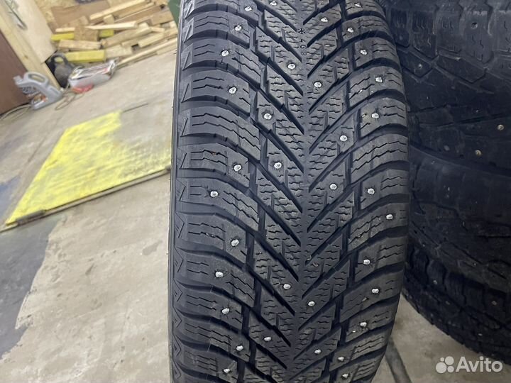 Nokian Tyres Hakkapeliitta 10p SUV 235/50 R19 108T
