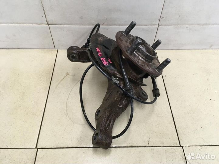 Кулак поворотный передний левый Tiida (C11) 2007-2