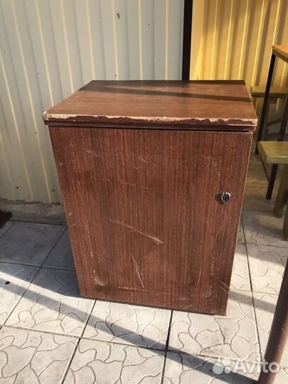 Швейная машина Чайка 143