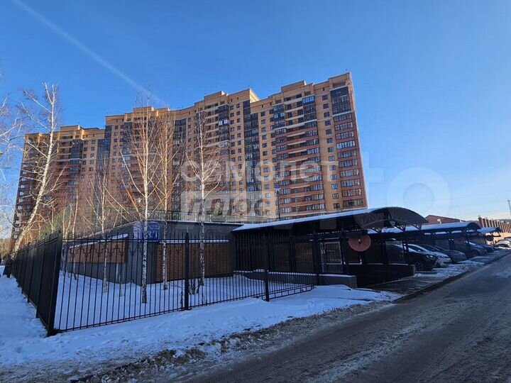 Машиноместо, 14 м²