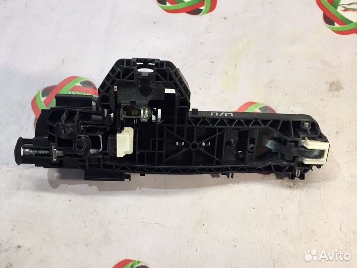 Mercedes W204 C180 Внешние ручки дверей