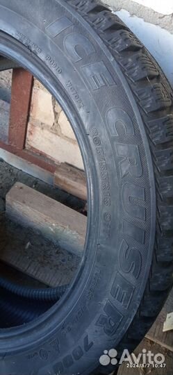 Bridgestone Ice Cruiser 7000 205/55 R16 91T