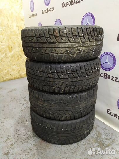 Kumho I'Zen KW22 215/55 R16