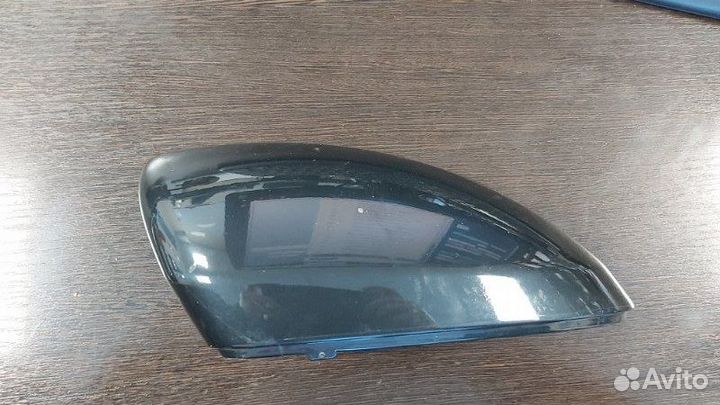 Накладка зеркала правая Mercedes C-Class W205
