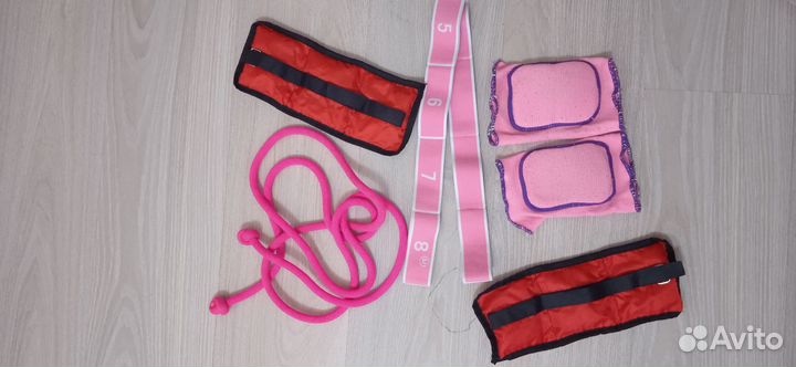 Обруч и мяч гимнастические