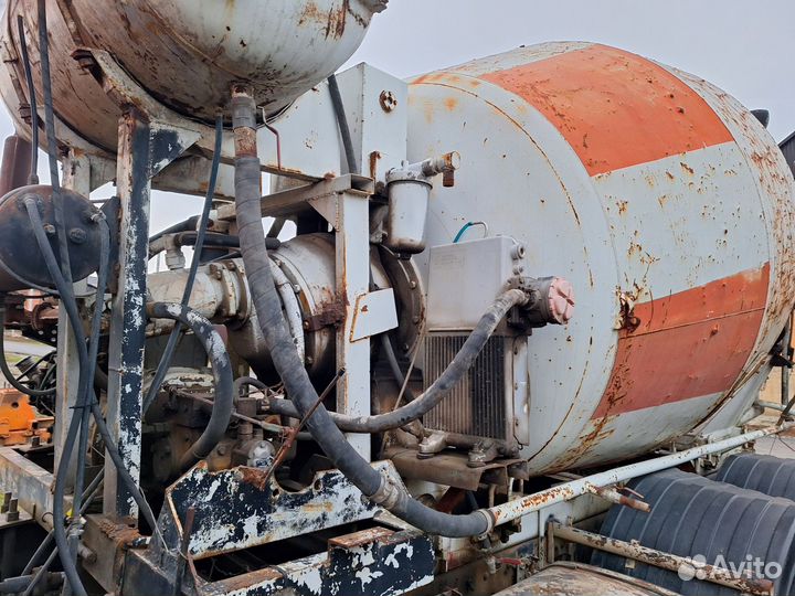 Автонобитоносмесител