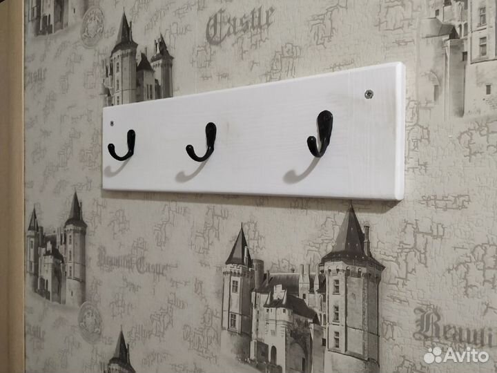 Вешалка ручной работы