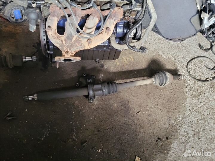 Привод передний правый Ford Focus 1 (98-05) 1.6L