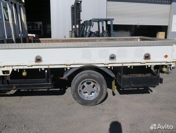 Бортовой грузовик Mitsubishi Fuso Canter, 2007