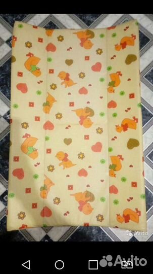 Пеленальная доска на кроватку