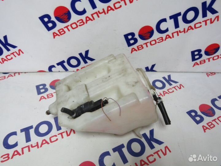 Бачок омывателя mercedes E230 210