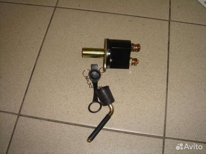 Выключатель массы