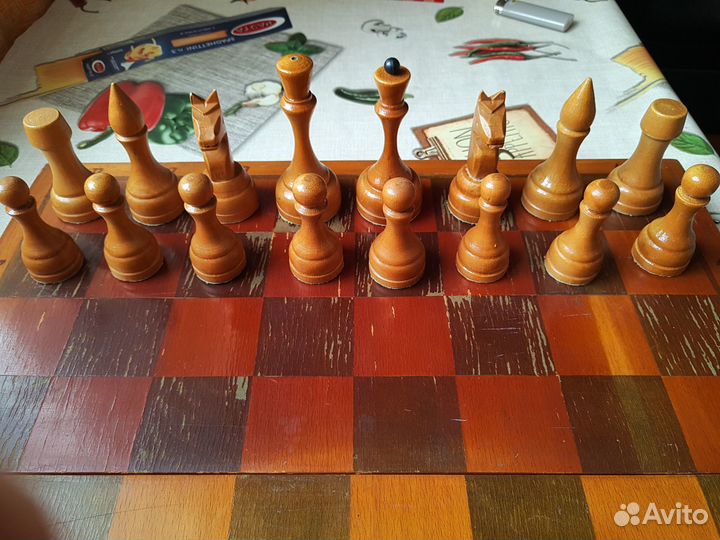 Продам шахматы СССР. Доска 45х45 см