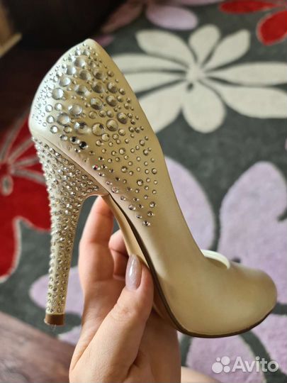 Продам туфли