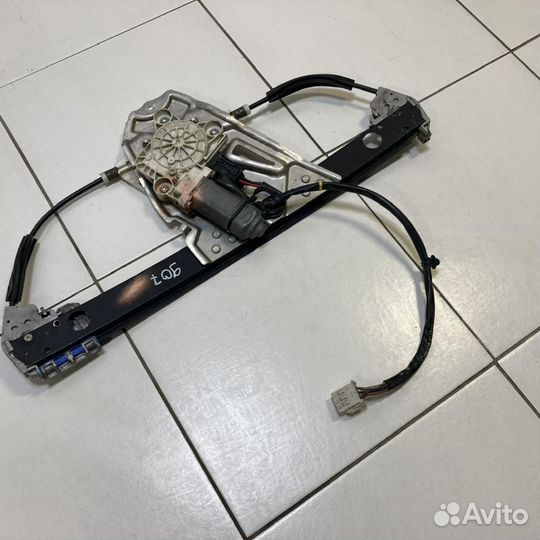 Стеклоподъемник электр. задний левый Mercedes-Benz