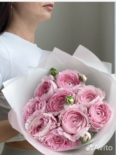 Доставка букетов ранункулюсы