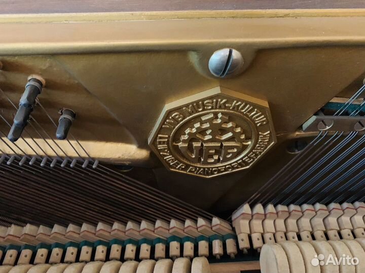 Пианино Ronisch, Рониш