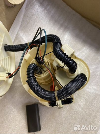 Топливный бензонасос в сборе opel astra h