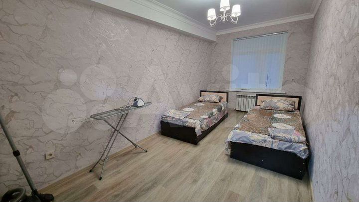 3-к. квартира, 105 м², 1/6 эт.