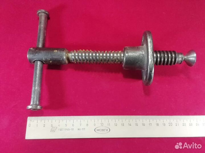 Червячный вал с фланцем для струбцины