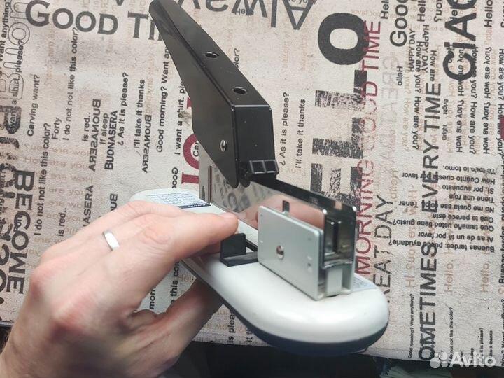 Настольный степлер kw-trio 50sb
