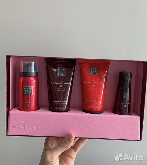 Подарочный набор косметики rituals