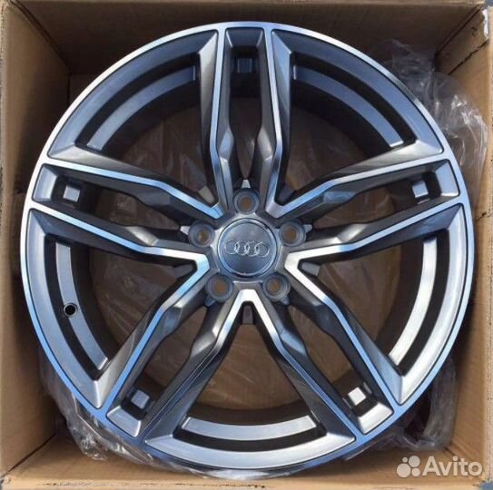 Дисик для Ауди на Audi Q7 4L R22