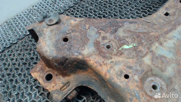 Балка подвески передняя Volkswagen Golf 4, 2002