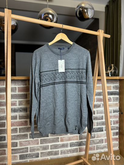 Свитер джемпер шерсть Trussardi jeans новый 48