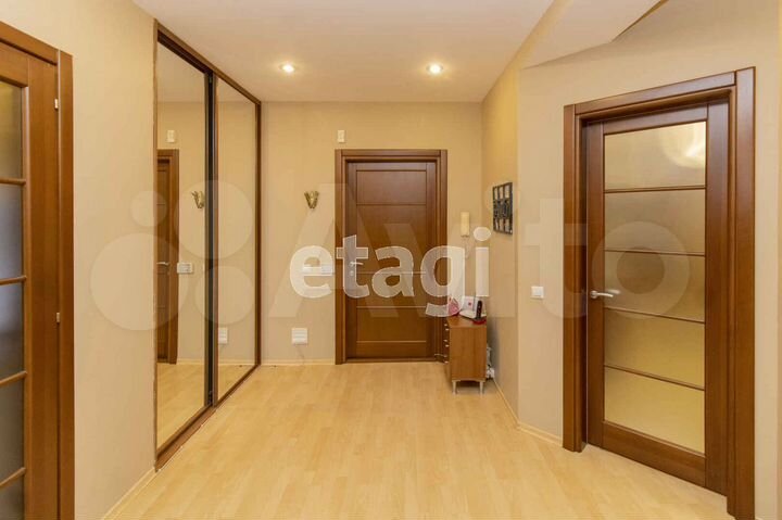 3-к. квартира, 109,1 м², 4/10 эт.