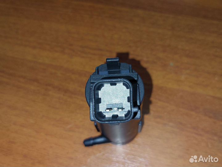 Хендай Солярис 1 Мотор омывателя 985102J000