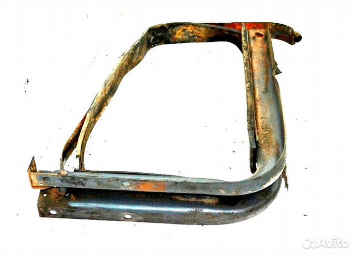 Кронштейн топливного бака renault trucks Magnum E