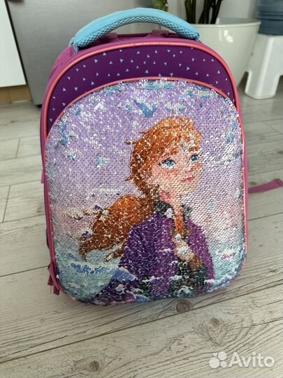 Школьный рюкзак