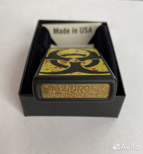 Зажигалка Zippo Hazardous 24330