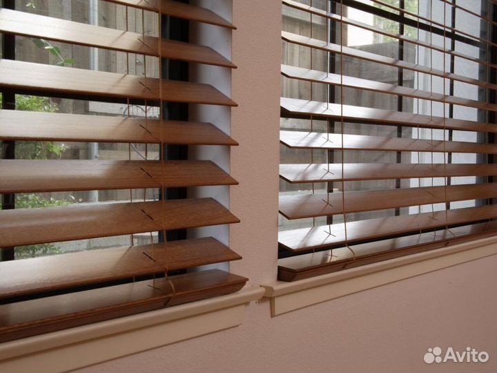 Горизонтальные деревянные жалюзи на заказ