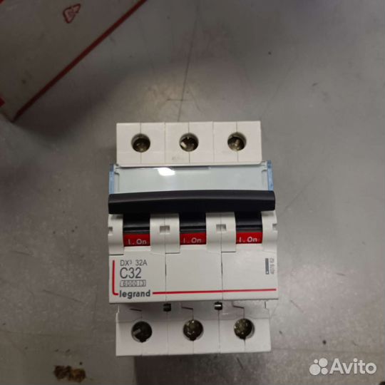 Автоматический выключатель legrand DX3 C32