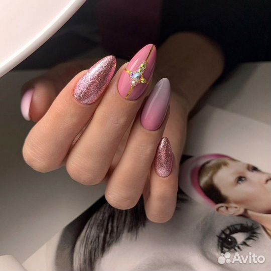 Маникюр, педикюр, наращивание ногтей