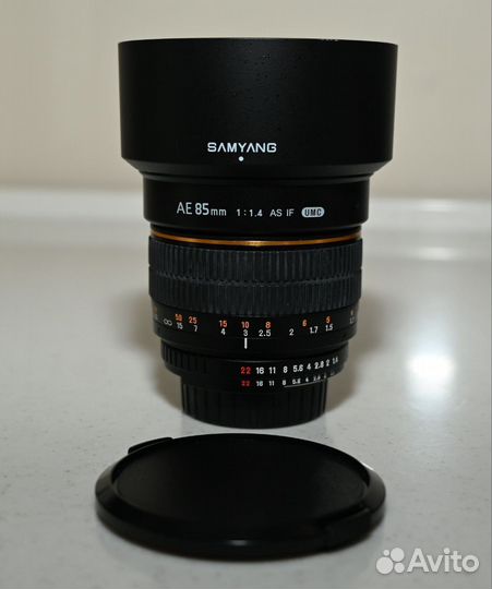 Samyang AE 85mm 1.4 AS IF