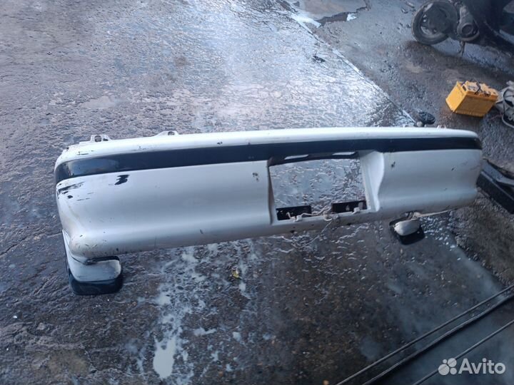 Бампер задний Toyota Corsa