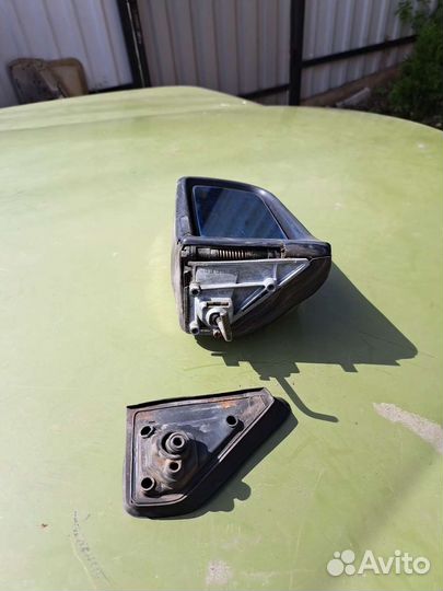 Левое зеркало на Мерседес W123 купе