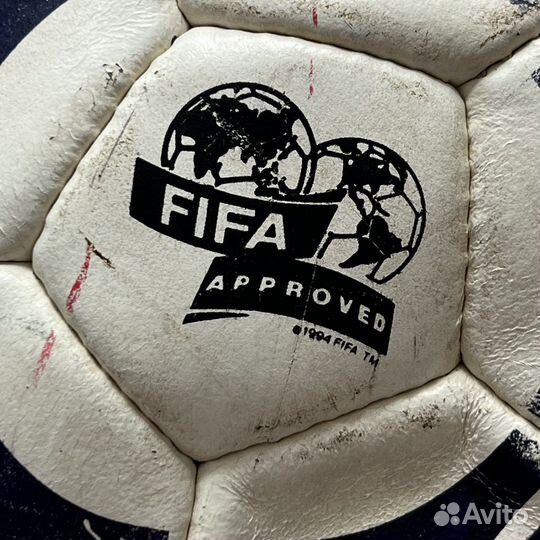 Футбольный мяч