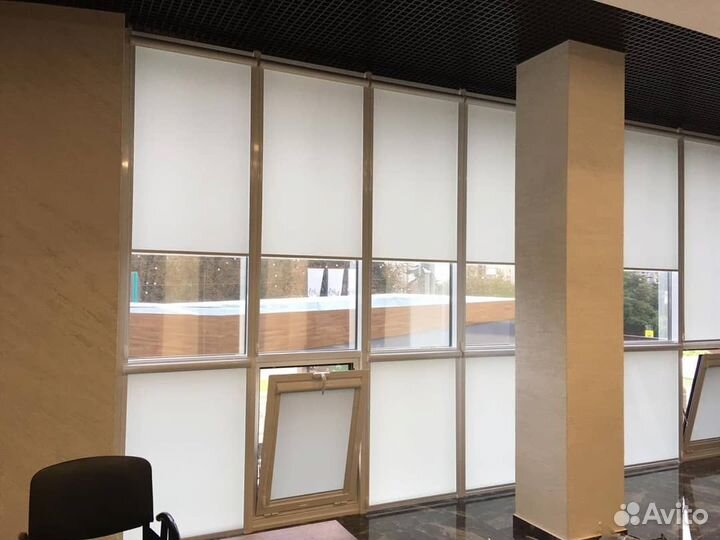 Жалюзи. Рулонные шторы (День Ночь)