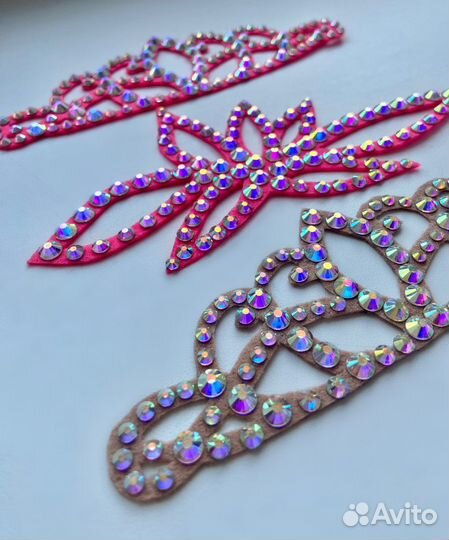 Украшение на пучок для художественной гимнастики