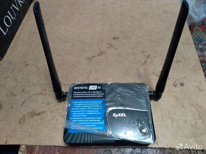 Роутер Интернет-центр zyxel keenetic lite 3
